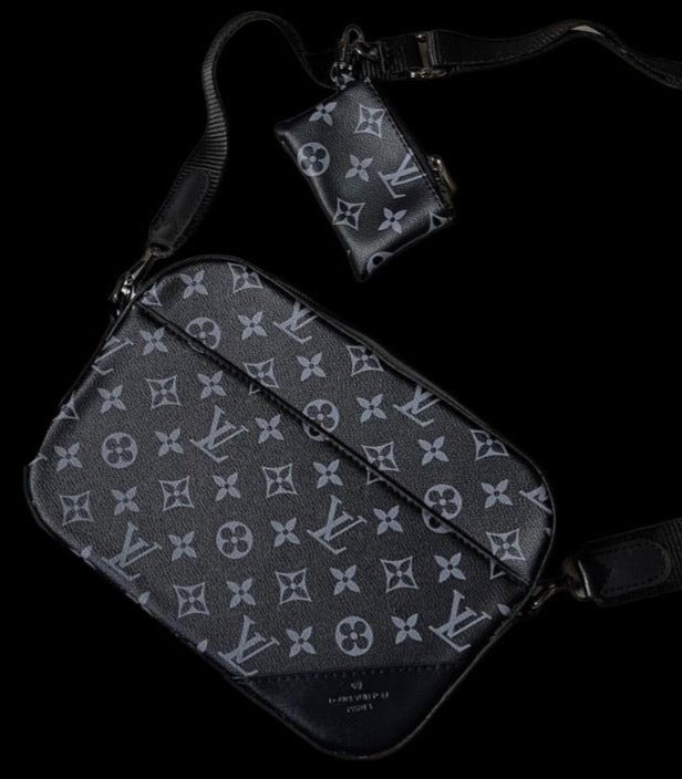 Bandolera Louis Vuitton logo dos piezas – phamadripshop