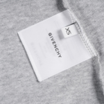 GIVENCHY - Imagen 2