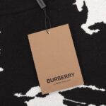 Burberry Sweatshirt Multiple Logos - Imagen 5