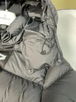 Moncler- Puffer Jacket With Logo Tape - Imagen 5