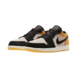 Air Jordan 1 Low- Sail University Gold Black - Imagen 2