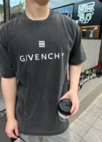 Givenchy T-Shirt Grey Worn - Imagen 4
