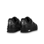 Louis Vuitton Trainer - Black Embossed Monogram - Imagen 3