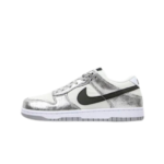Nike Dunk Low - Metallic Silver