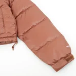 the-North Face Nuptse Short Brown - Imagen 4
