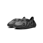 Yeezy Foam- RNNR Onyx - Imagen 2