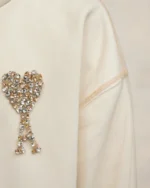 Ami de Coeur Embroidery Hoodie - Imagen 4